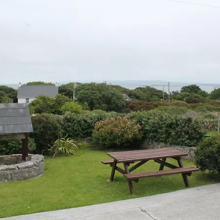 Clai Ban Nocleg ze śniadaniem 3*